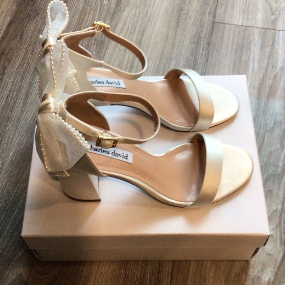 Charles David White Ankle Strap Heels NWT